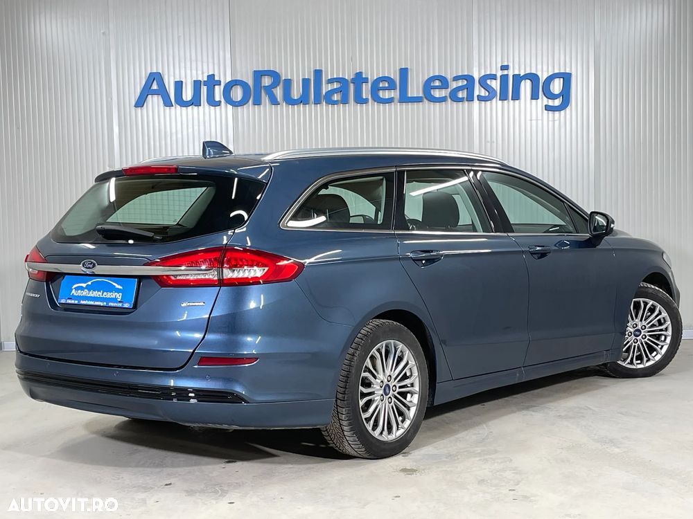 Ford Mondeo 2.0 HEV Titanium - 3