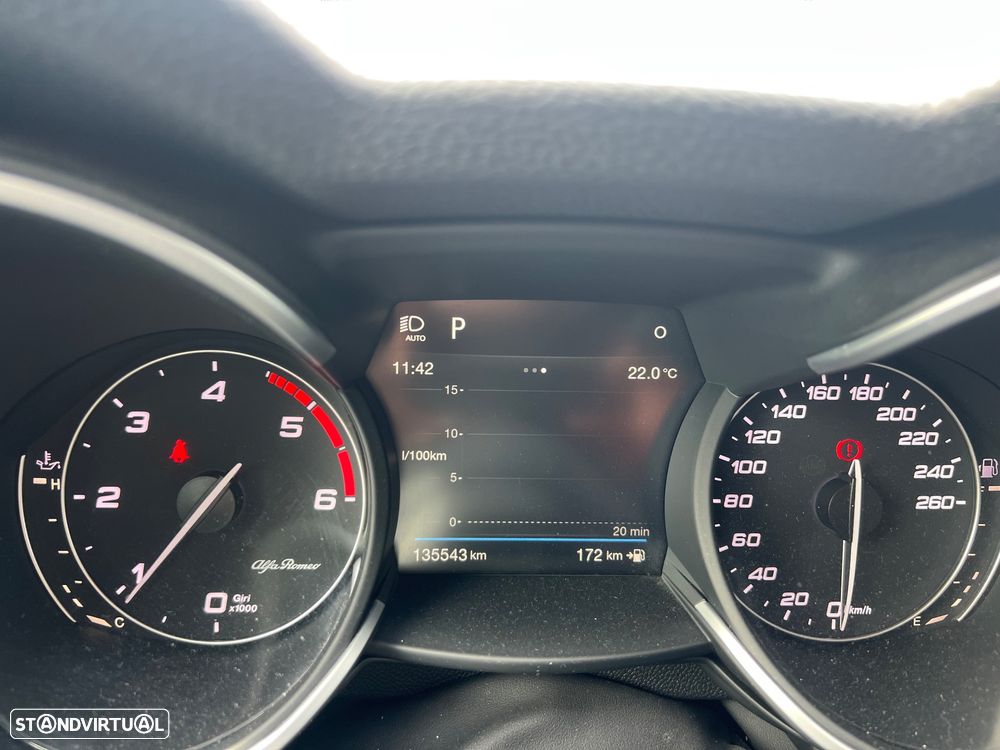 Alfa Romeo Stelvio 2.2 D Super AT8 - 13