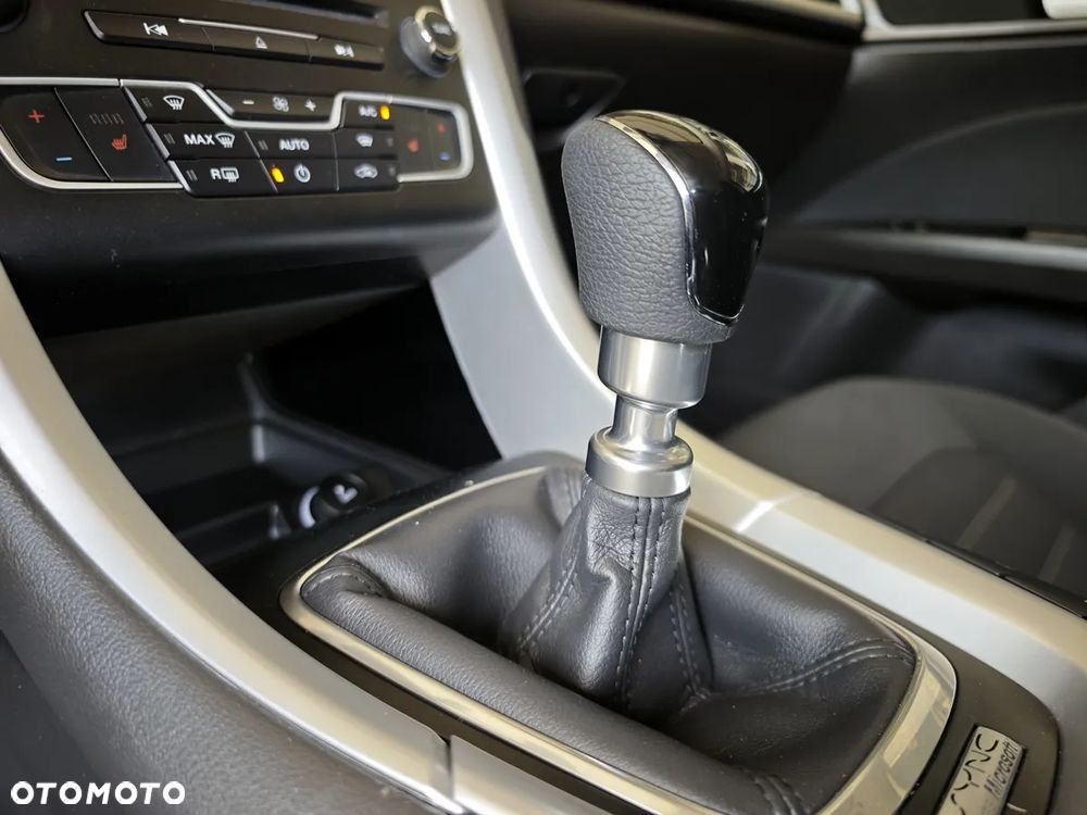 Ford Mondeo 2.0 EcoBlue Business Edition - 28