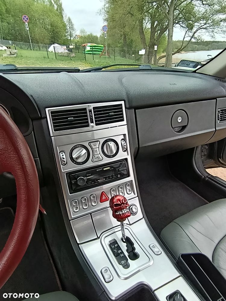 Chrysler Crossfire - 7