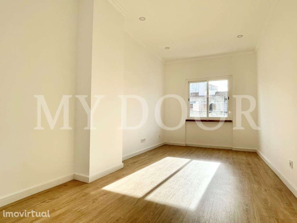 Apartamento T2 em Moscavide - Remodelado - VARANDA - Grande imagem: 4/20