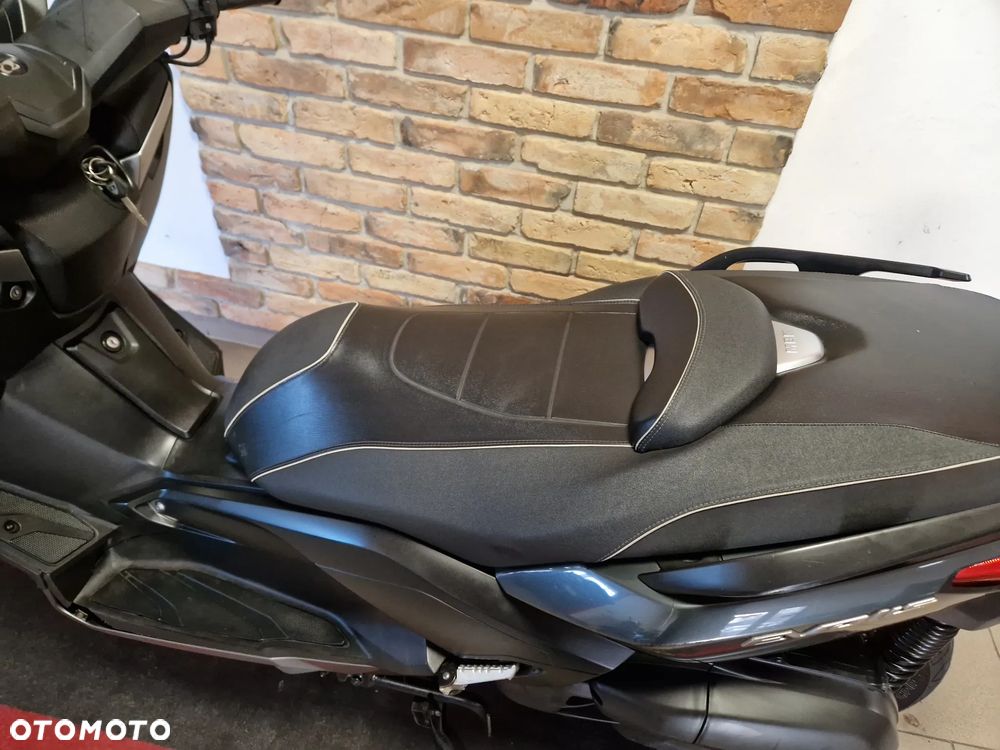 Yamaha X-max - 20