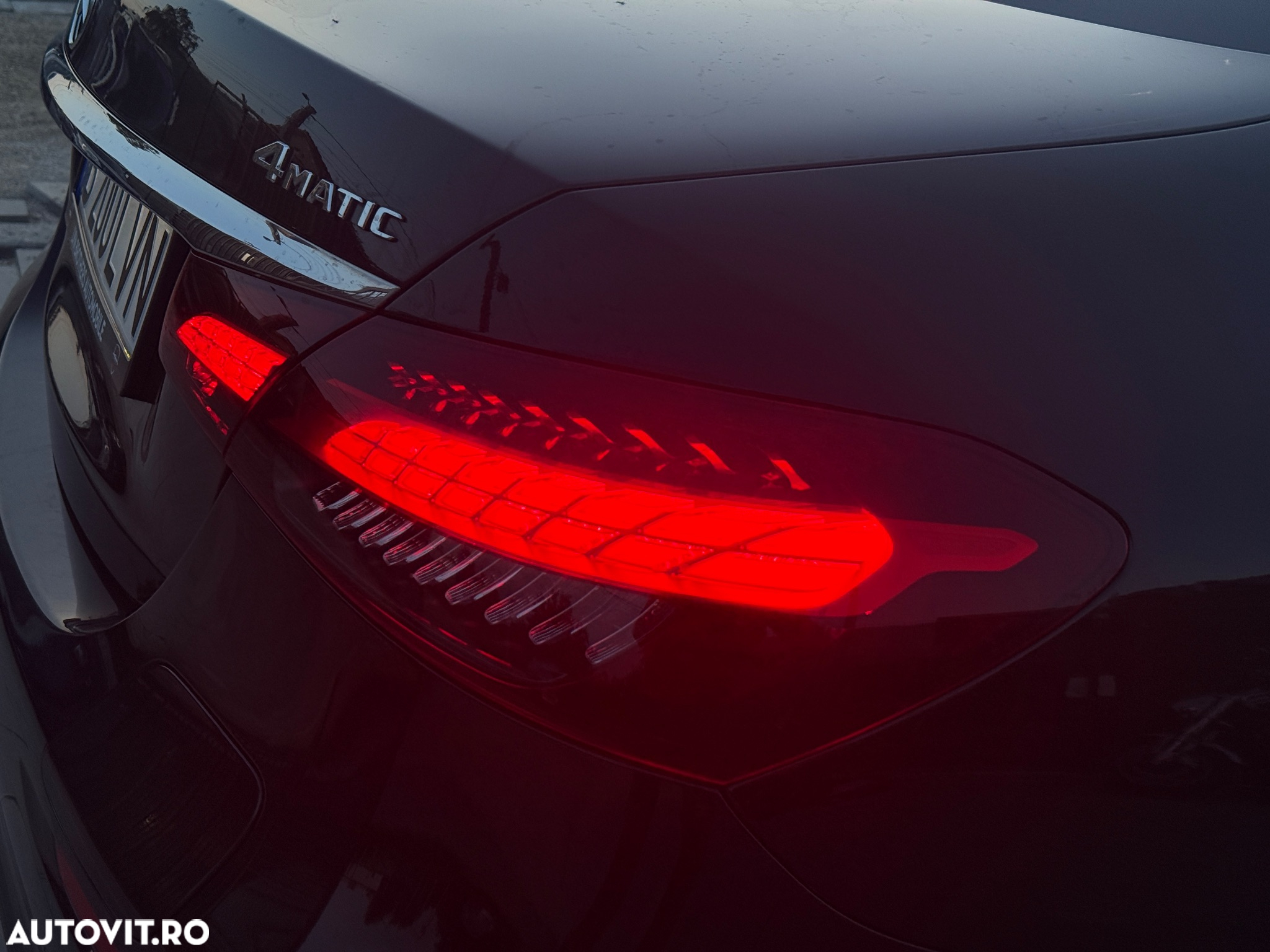 Mercedes-Benz E 300 de 4Matic 9G-TRONIC Night Edition - 38