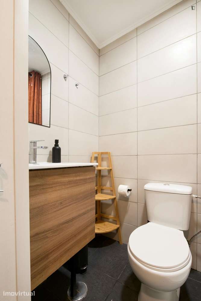 Quarto - localizado em Arroios Lisbon - Grande imagem: 3/43
