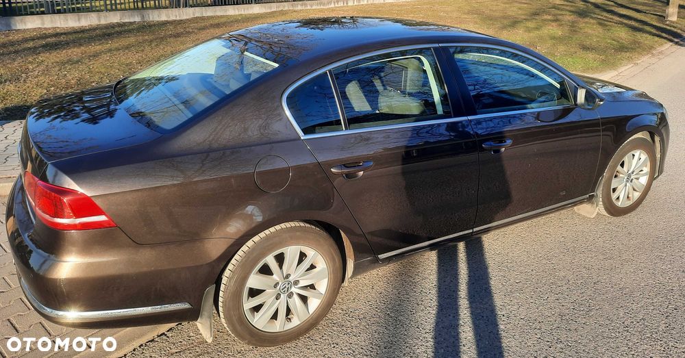 Volkswagen Passat - 7
