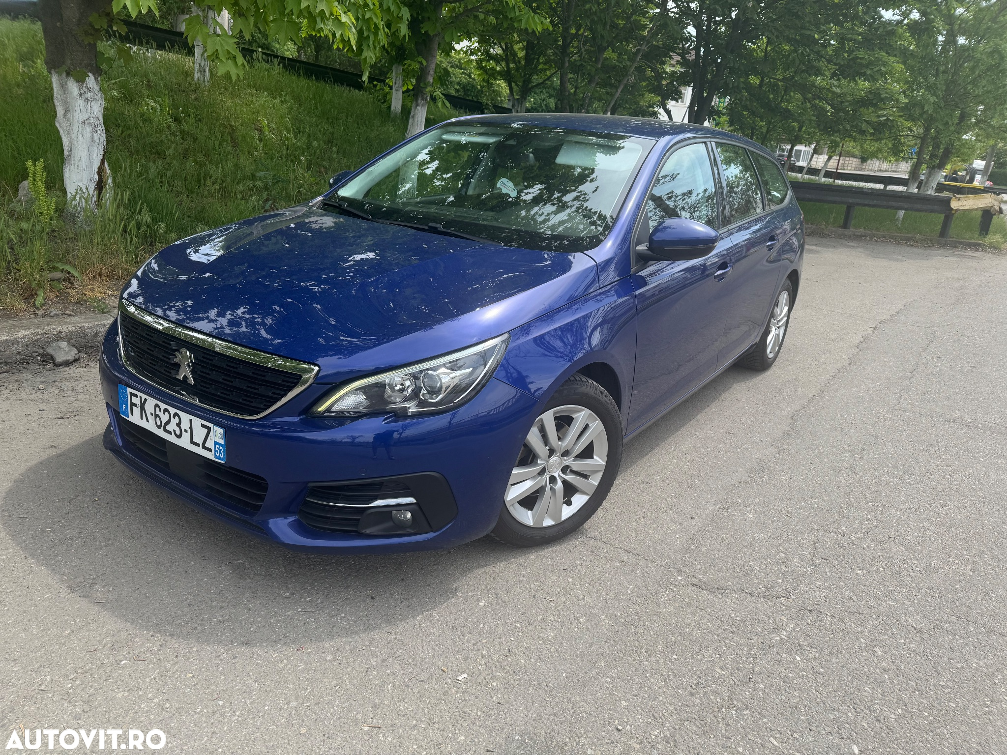 Peugeot 308 SW BlueHDi 100 Stop & Start Active Pack - 4