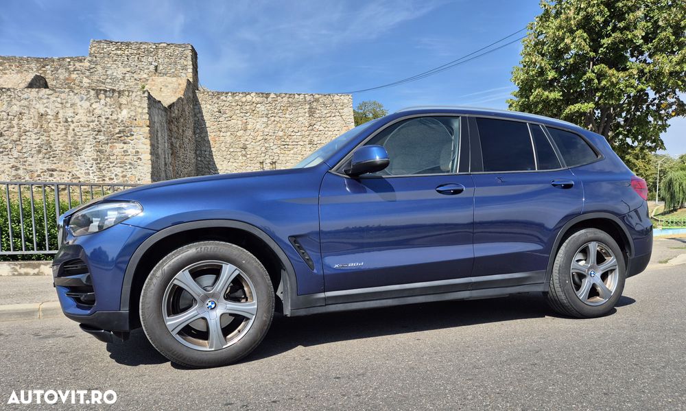 BMW X3 xDrive20d AT Advantage - 10