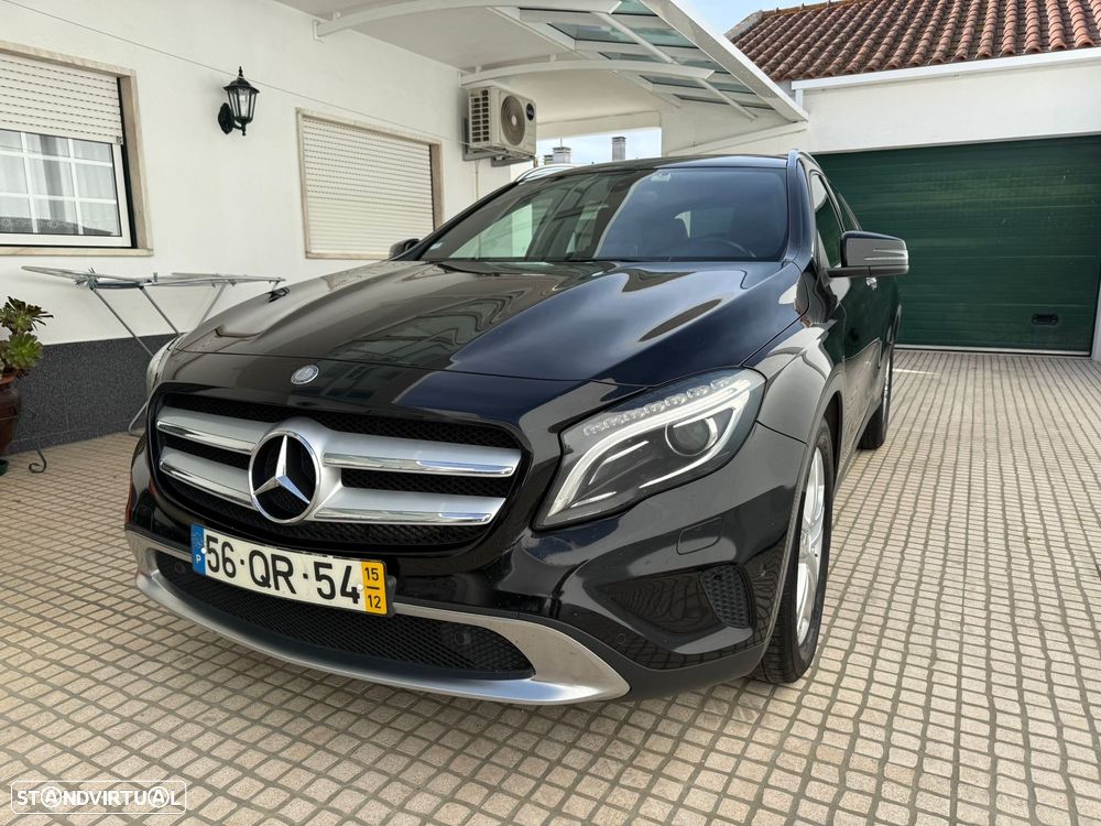 Mercedes-Benz GLA 200 - 8