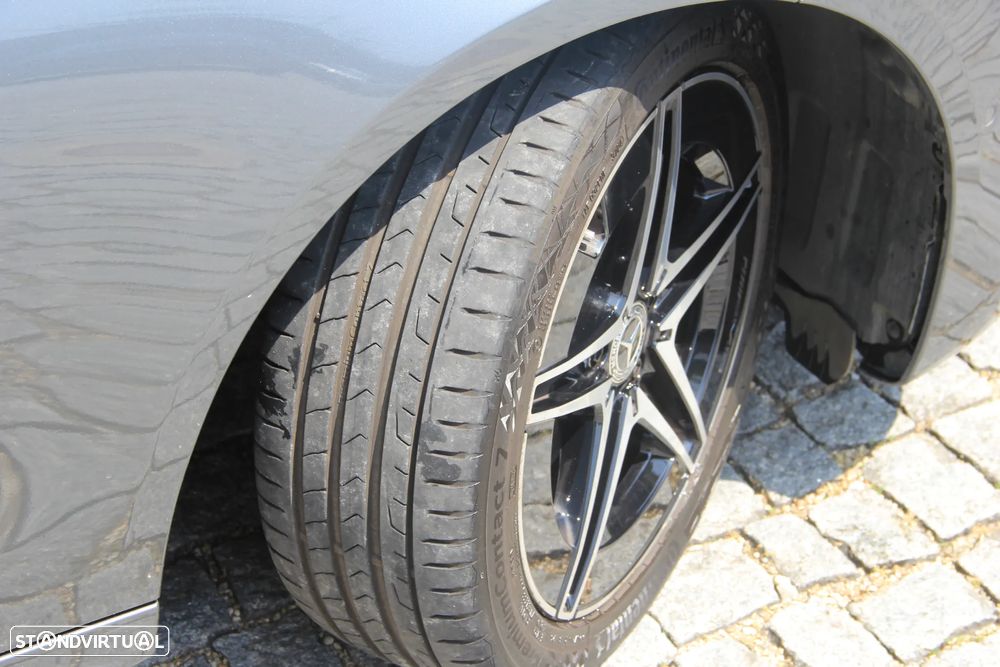 Mercedes-Benz C 300 e AMG Line - 15
