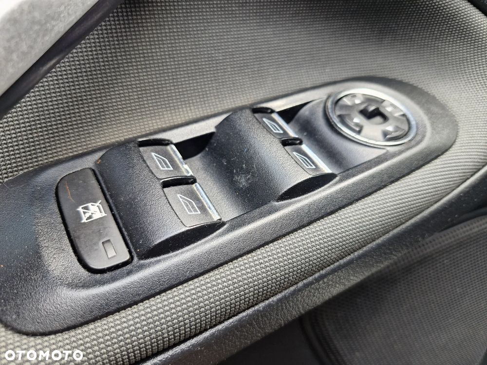 Ford S-Max 2.0 Viva - 15