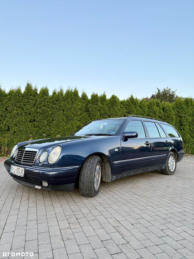 Mercedes-Benz Klasa E - 3