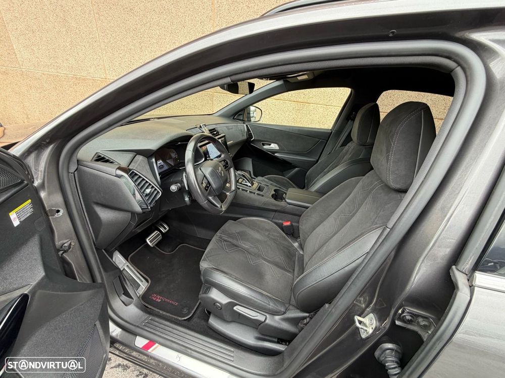DS DS7 Crossback 1.5 BlueHDi Performance Line EAT8 - 4