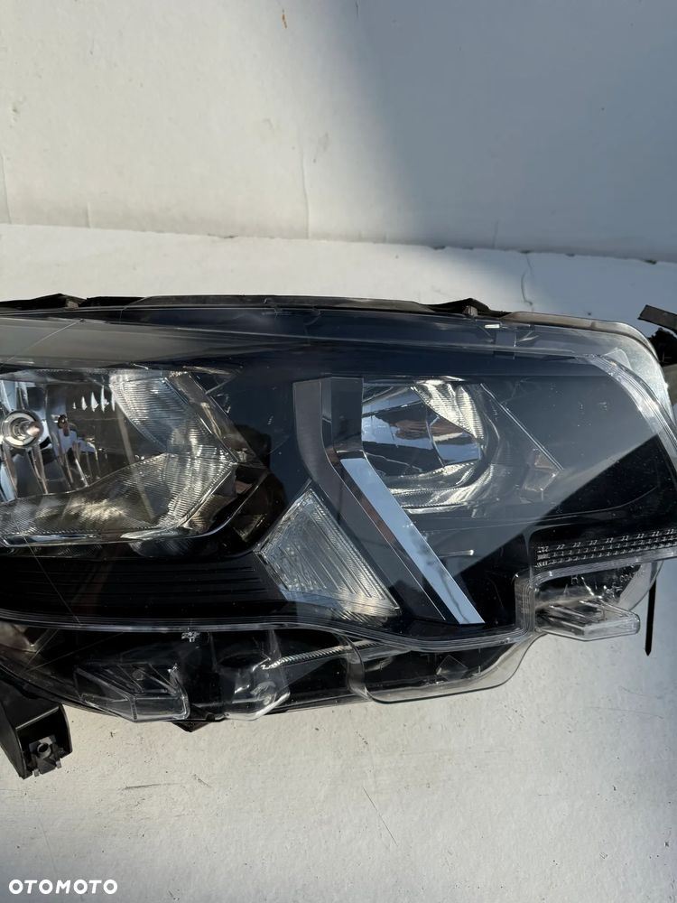 REFLEKTOR PRAWY LAMPA PRAWA PEUGEOT PARTNER 4 IV RIFTER 9816826880 - 3