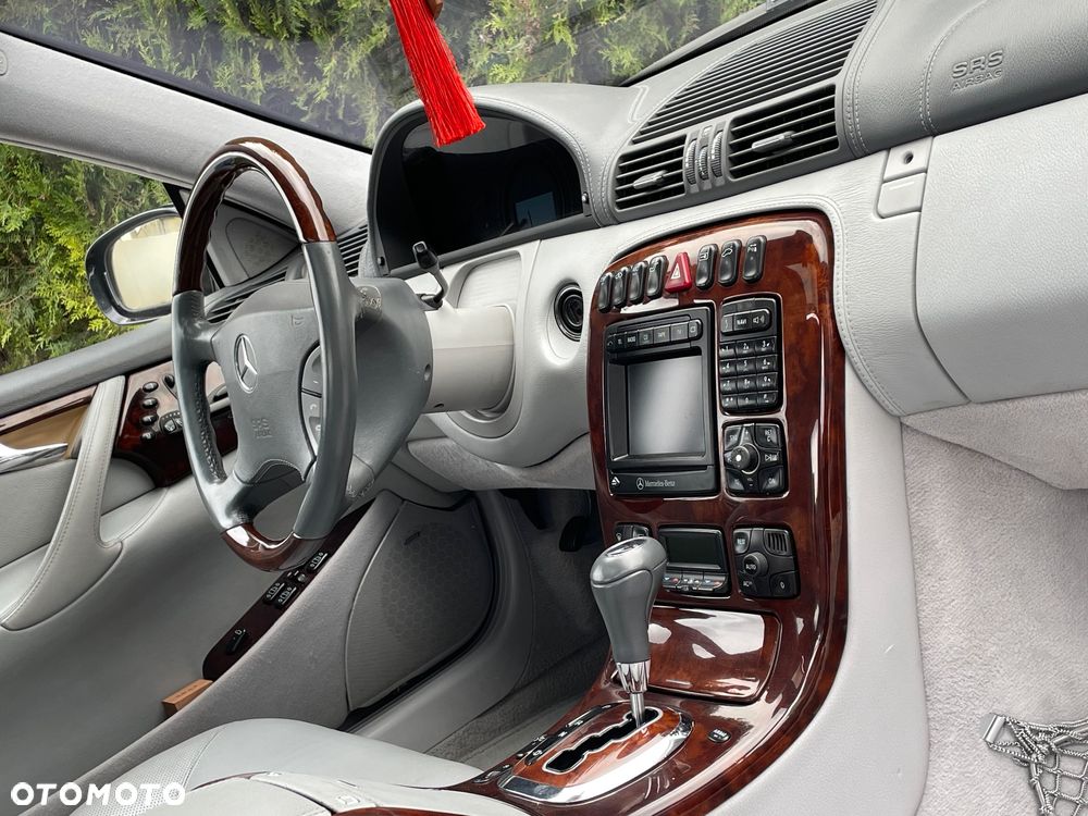 Mercedes-Benz CL - 32