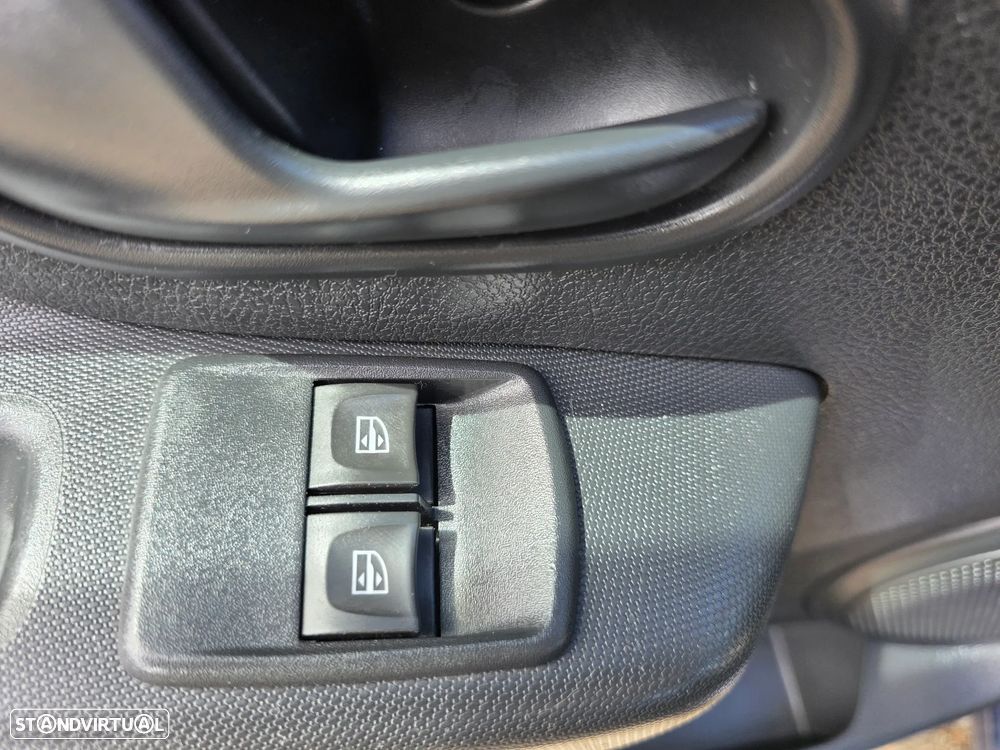 Dacia Sandero Stepway TCe 90 S&S Ambiance - 11