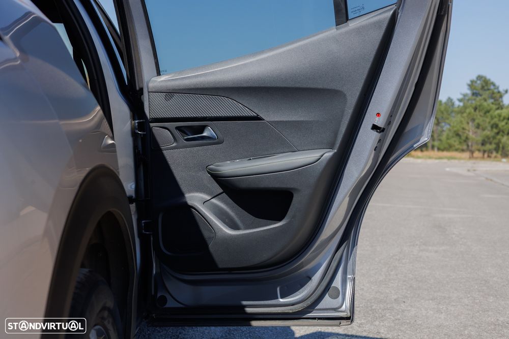 Peugeot 2008 1.5 BlueHDi GT - 49