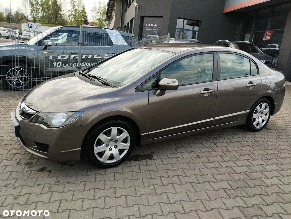 Honda Civic 1.8 Comfort - 3