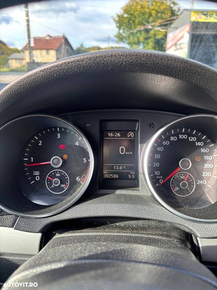 Volkswagen Golf 1.6 TDI DPF BlueMotion Technology Comfortline - 11