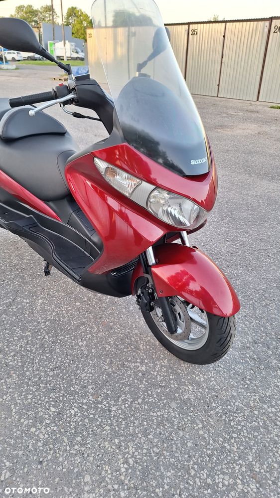 Suzuki Burgman - 17