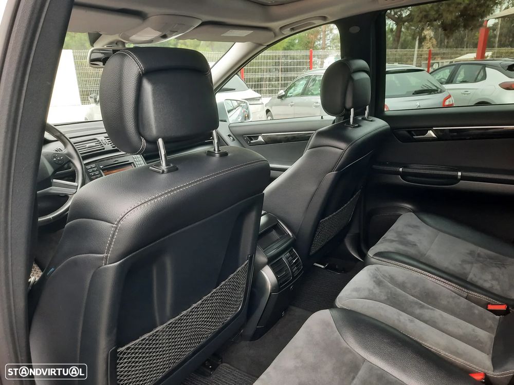 Mercedes-Benz R 300 CDI 4-Matic — fotografia 35