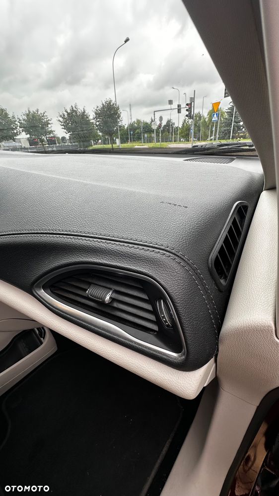 Chrysler Pacifica - 22