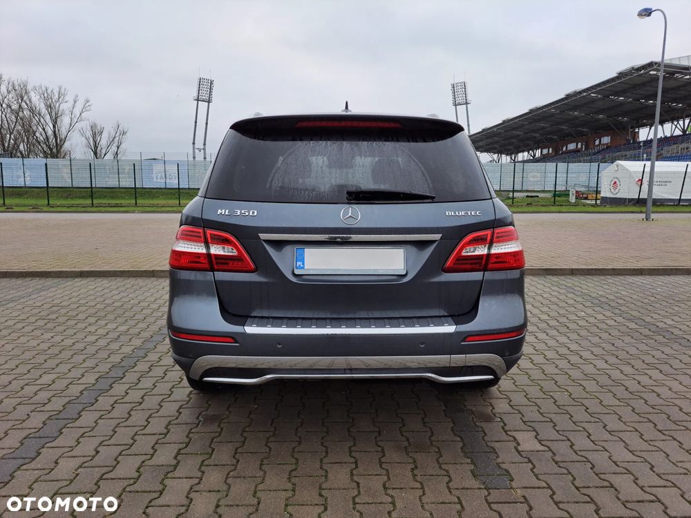 Mercedes-Benz ML 350 BlueTEC 4-Matic - 5