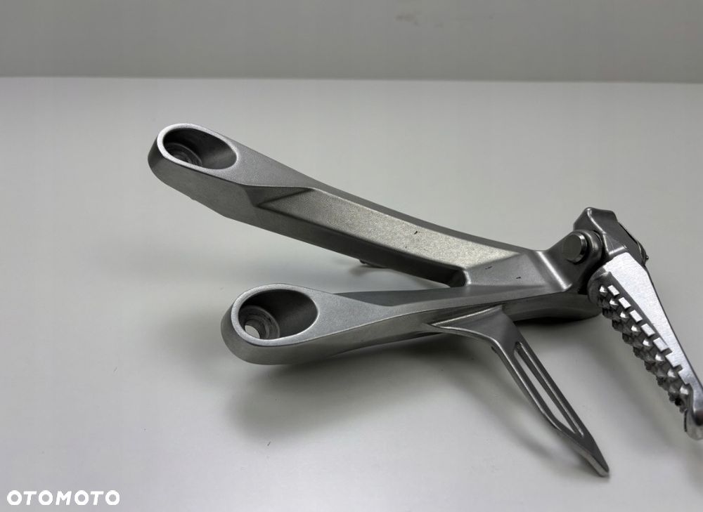 Prawy set pasażera Honda CBR 600RR PC69 2024- Oryginał - 9