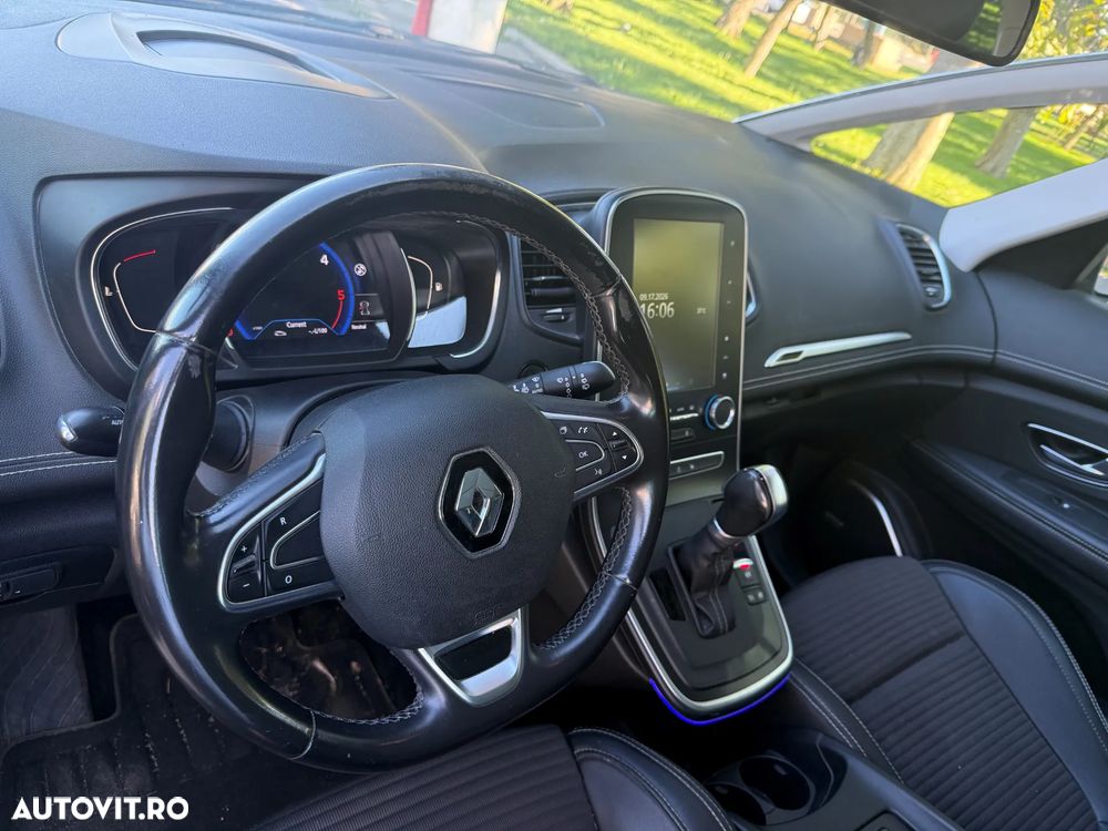 Renault Scenic - 8