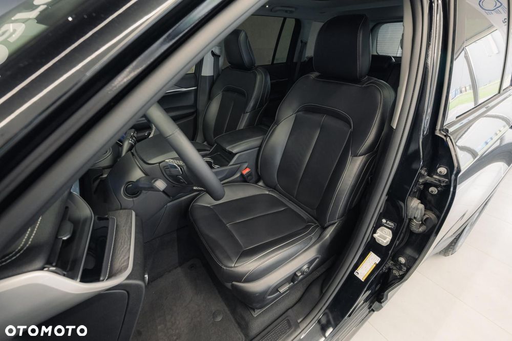 Jeep Grand Cherokee - 13