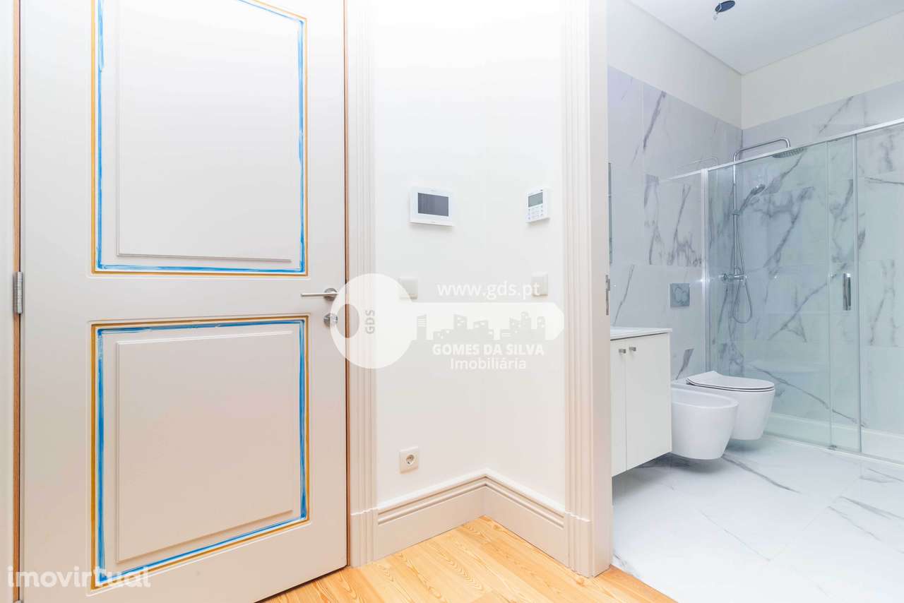 Apartamento T1 - 2º piso trás - Grande imagem: 5/23