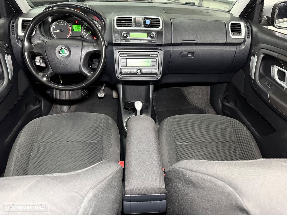 Skoda Fabia 1.2 HTP Sport - 16