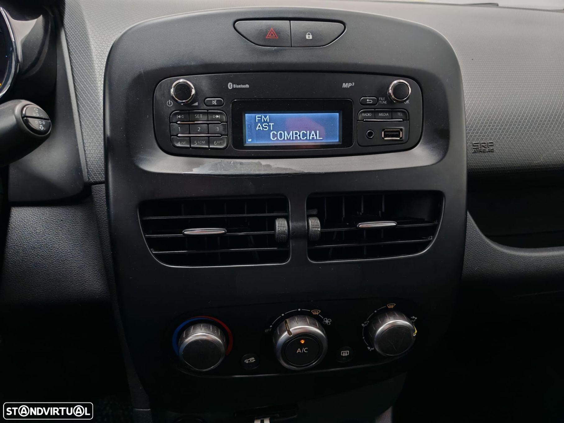 Renault Clio 1.5 dCi Limited - 15