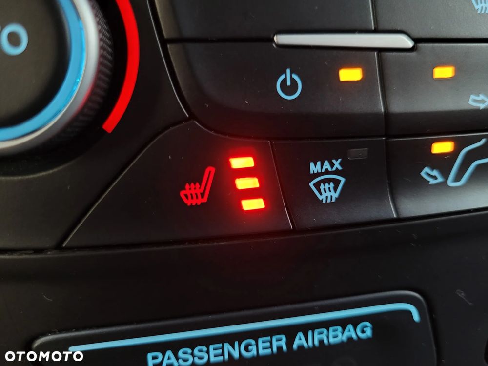 Ford Kuga 1.5 EcoBoost 4WD Trend - 27