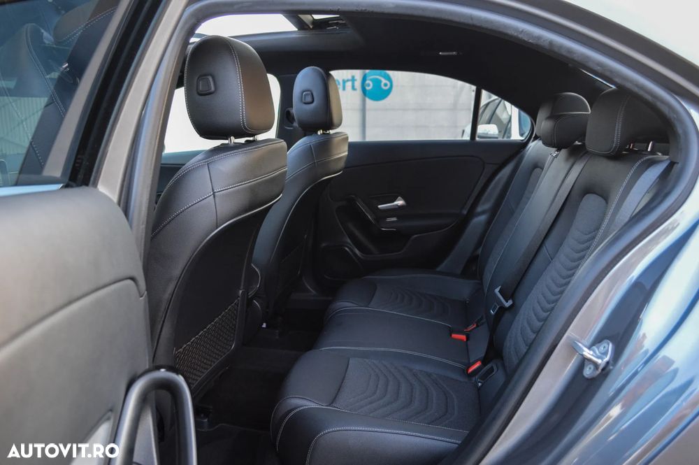 Mercedes-Benz A 180 d 7G-DCT Edition 2020 - 33