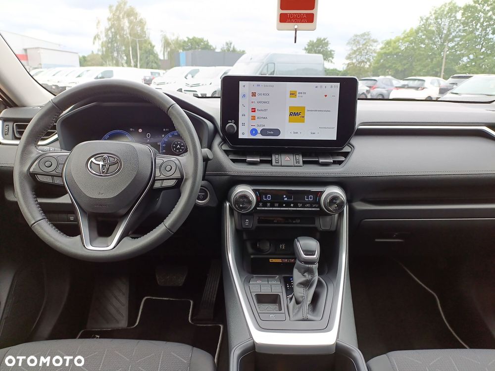 Toyota RAV4 - 10