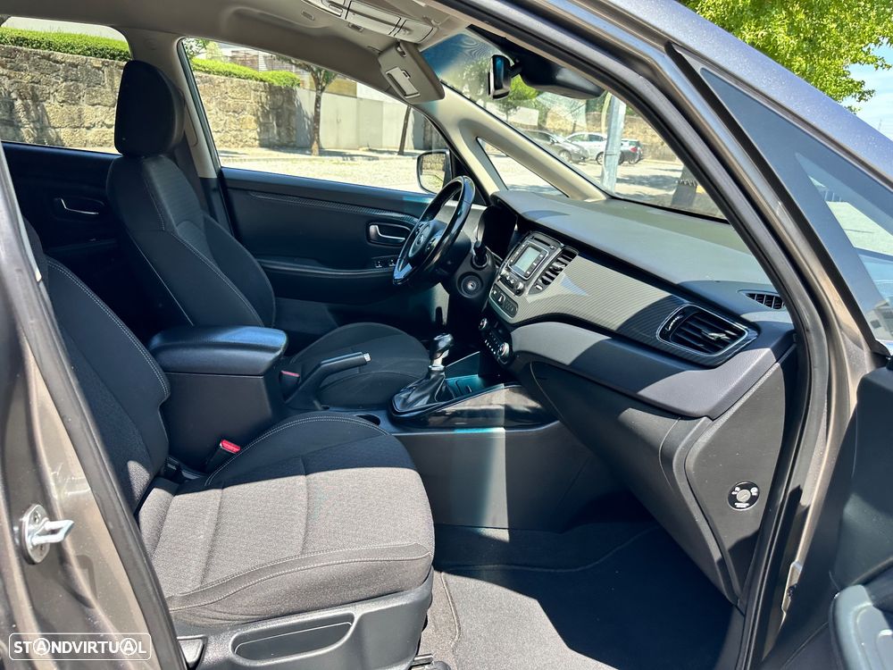 Kia Carens 1.7 CRDi ISG TX - 35