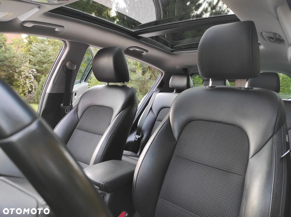 Kia Sportage 1.7 CRDI 2WD Dream-Team Edition - 18