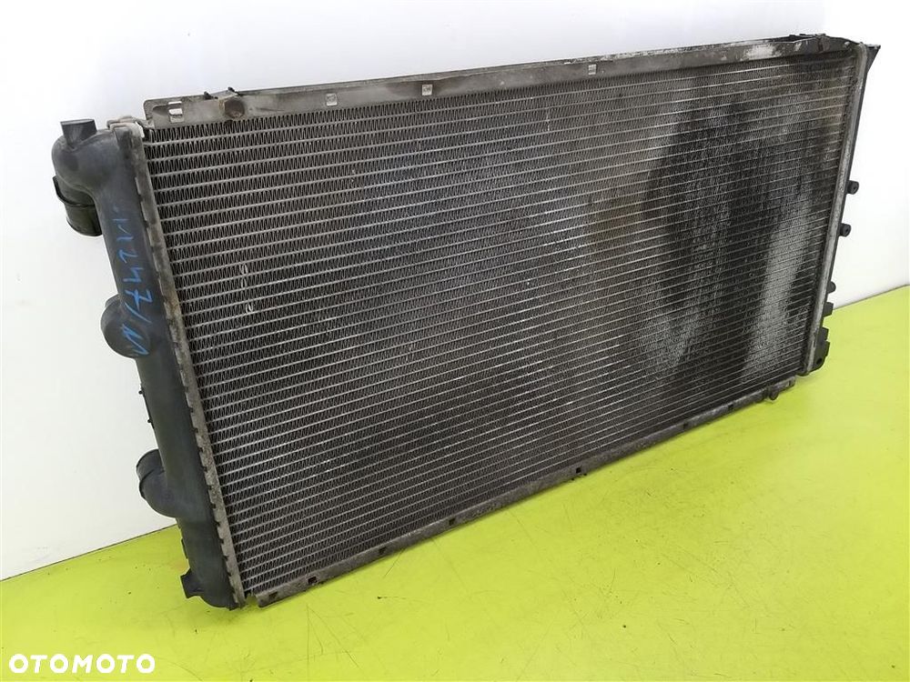 Chłodnica wody Renault Master II 2 1998-2003 2,5 DCI - 2