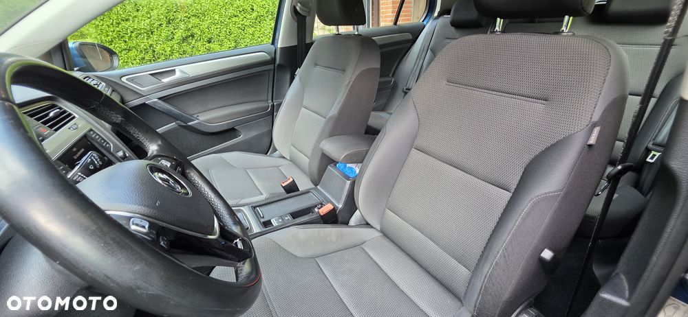 Volkswagen Golf 1.6 TDI BMT Comfortline - 10