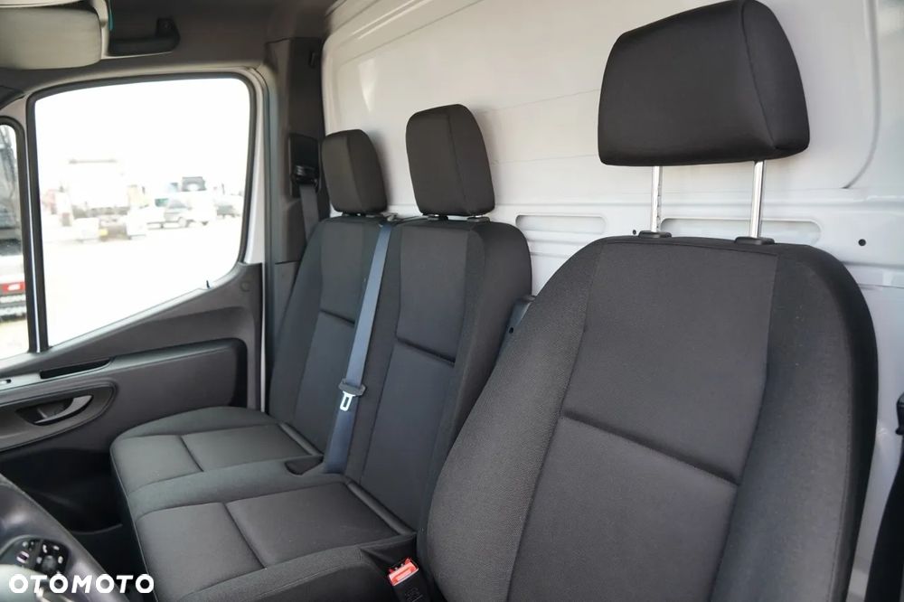 Mercedes-Benz SPRINTER 315 CDI / KONTENER 4,4 M / WINDA 750 / BLIŹNIAK / SPROWADZONY - 26