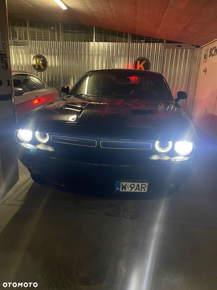 Dodge Challenger 3.6 SXT Plus - 2