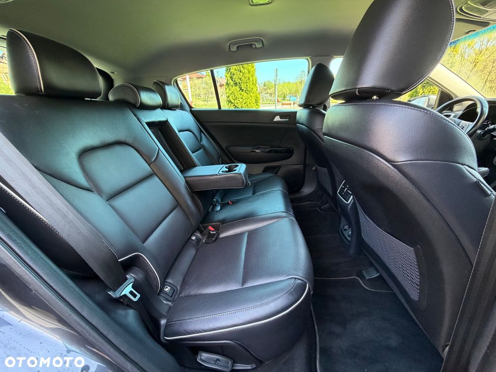 Kia Sportage 1.6 GDI Black Edition 2WD - 13