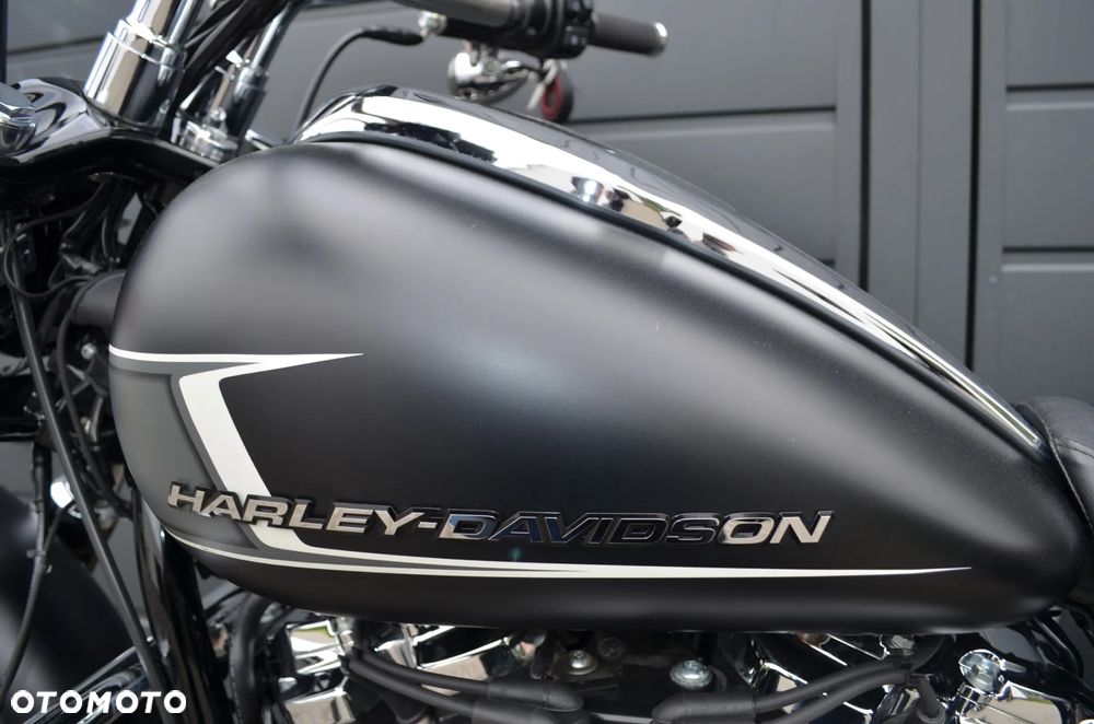 Harley-Davidson FXSB Breakout - 21