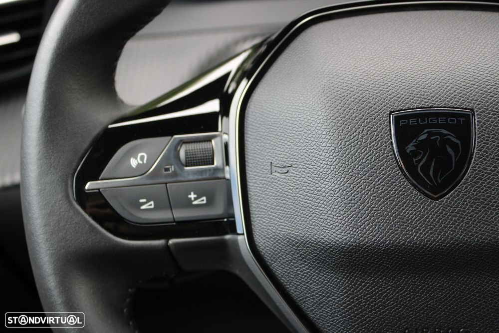 Peugeot 2008 1.2 PureTech Allure Pack - 11