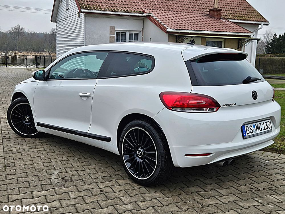 Volkswagen Scirocco 1.4 TSI DSG Edition - 17