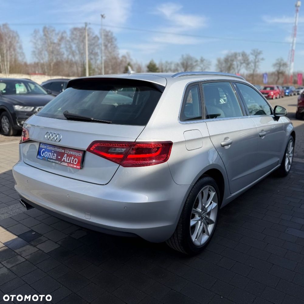 Audi A3 Sportback - 8