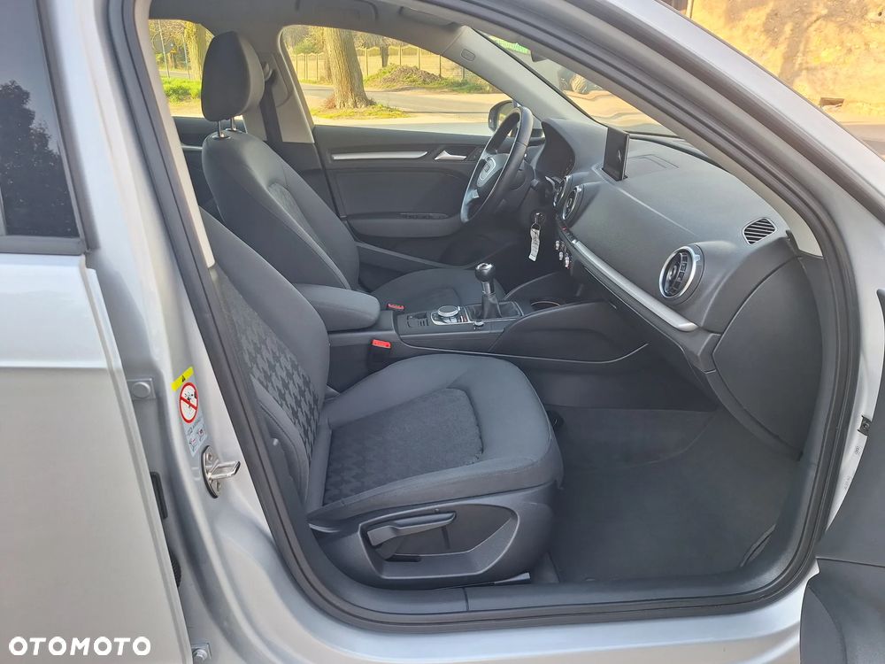 Audi A3 Sportback - 9