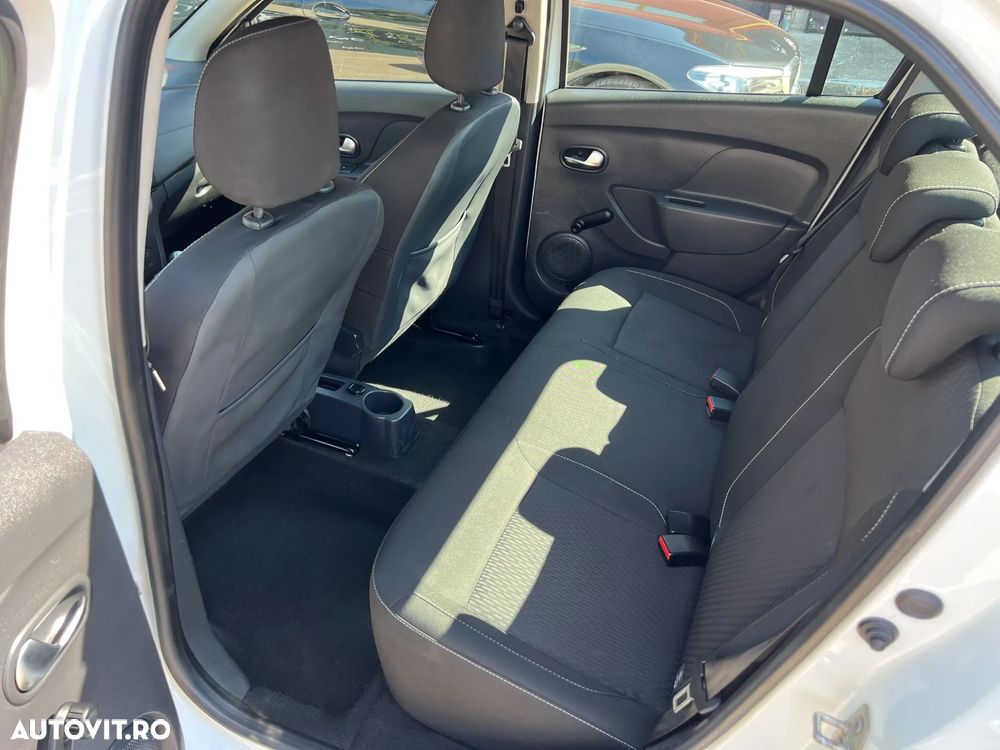 Dacia Logan - 25