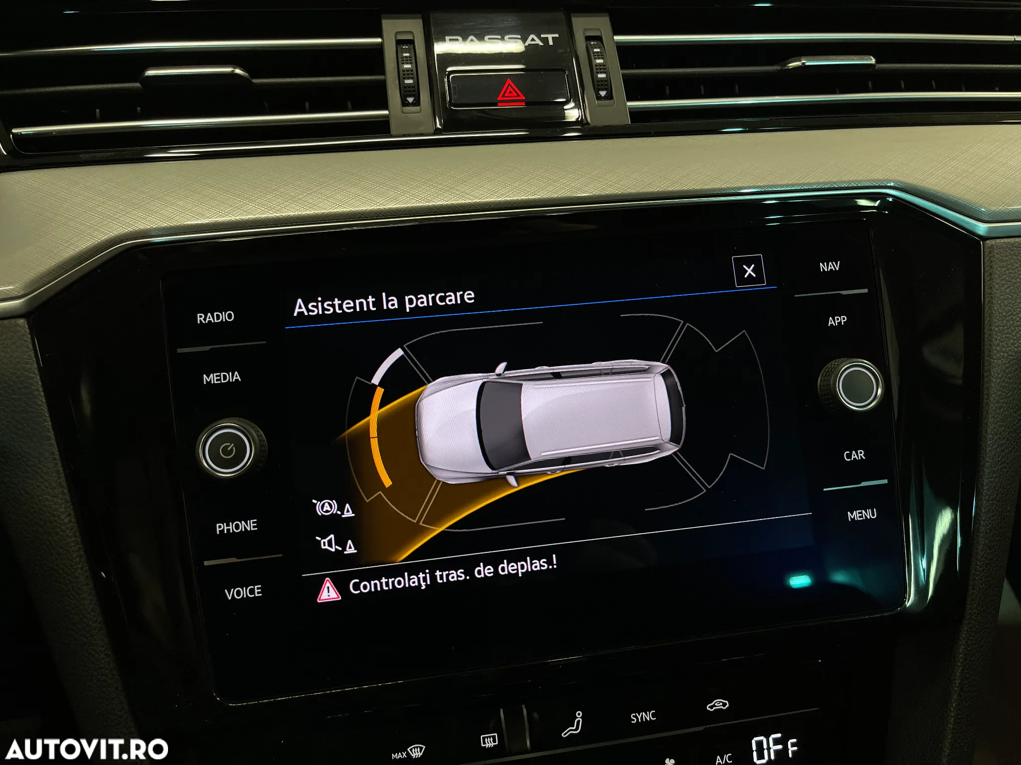 Volkswagen Passat Variant 2.0 TDI DSG Comfortline - 15