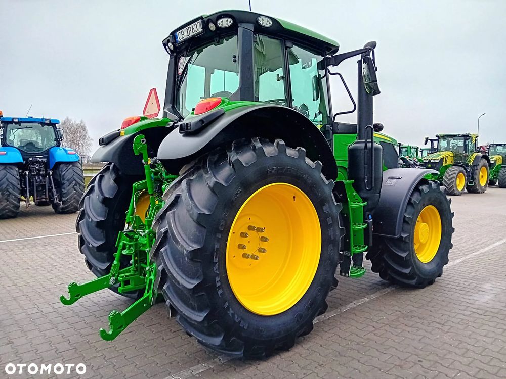 John Deere 6195M - 6